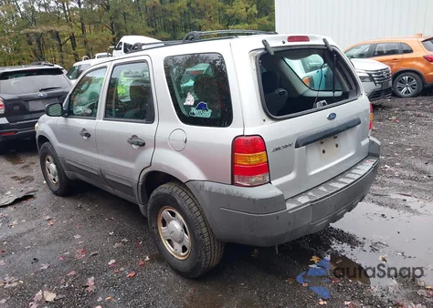 2007 Ford Escape Xls/Xls Manual z USA, uszkodzony, nr VIN 1FMYU92Z17KA83262